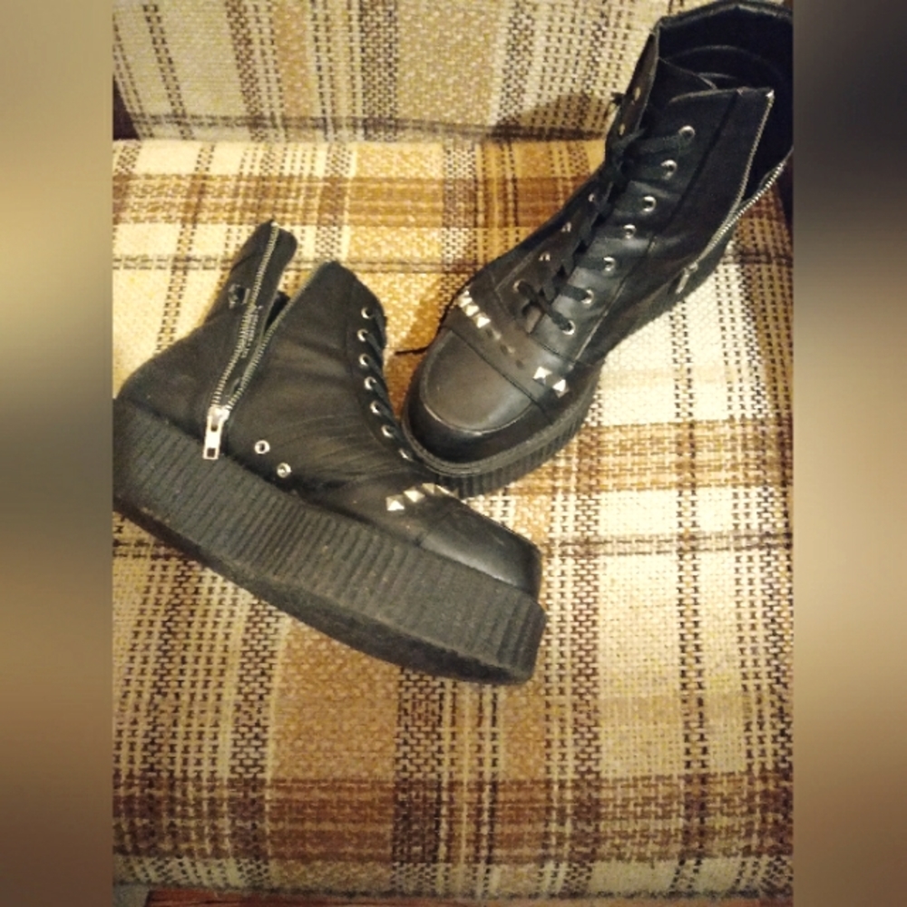 Demonia Creepers high tops